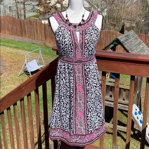 INC Multi-color sleeveless dress Medium♥️